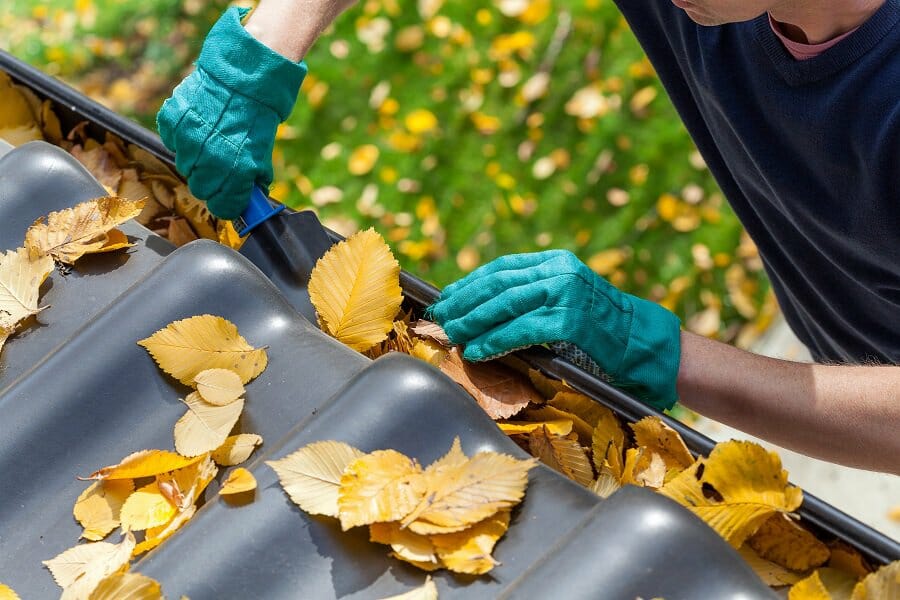 How to Start a Gutter Cleaning Business