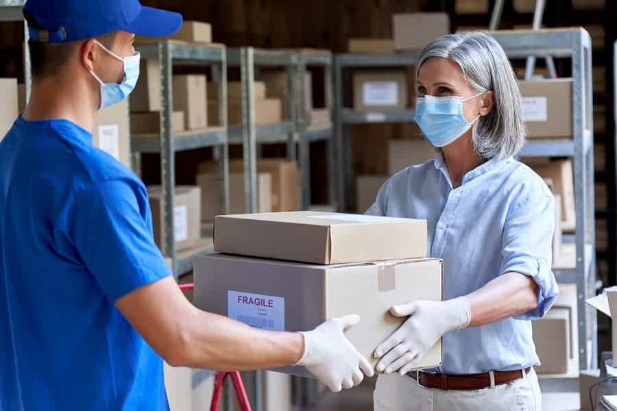 How to Start a Medical Courier Business