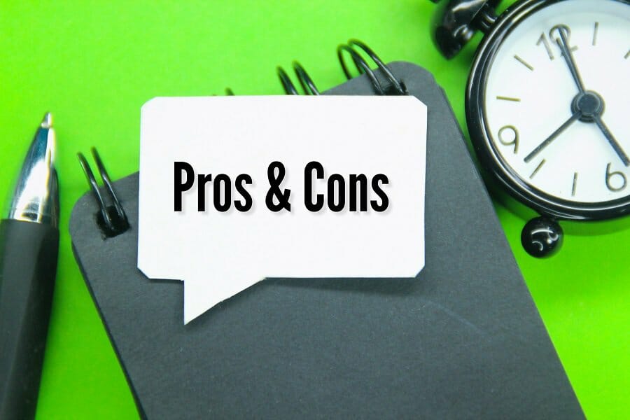 words pros and cons business concept
