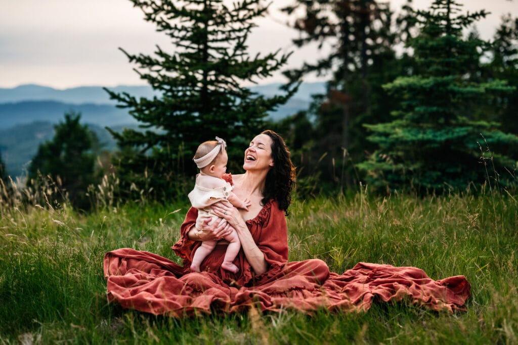  Andrea Perry with her daughter